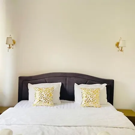 Moon&Sun Shashkin Apartment Almaty Exterior photo